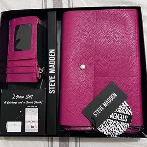 Steve Madden cardcase & travel pouch (Fushia)